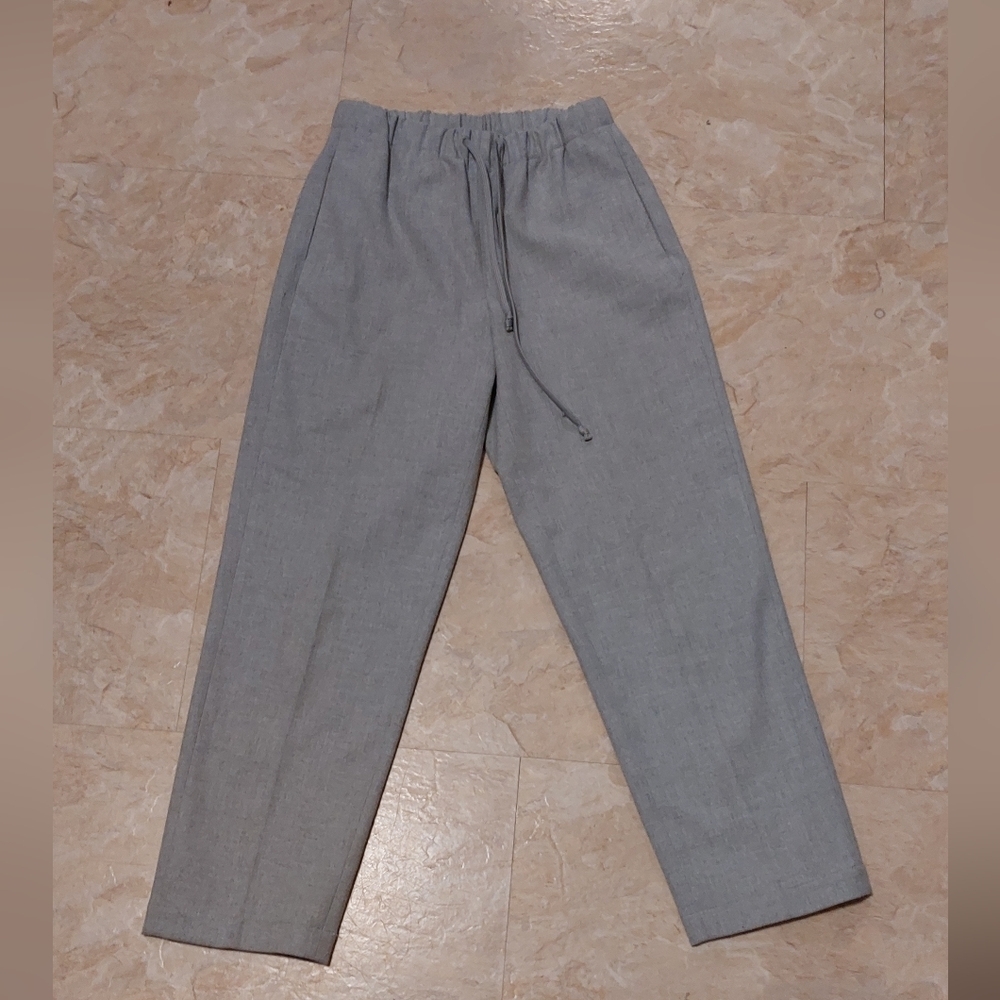 Babaton  pants with elastic waist size XS